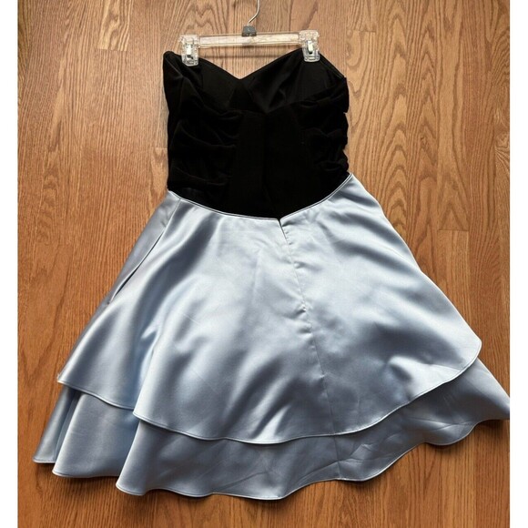 Blondie‎ Nites Party Dress Junior Size 7 Black Top Blue Satin Bottom Mini - Picture 2 of 10